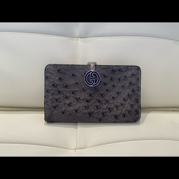 gucci ostrich wallet